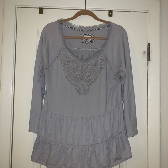 Anthropologie Meadow Rue Light Grey Shirt - Picture 3 of 5